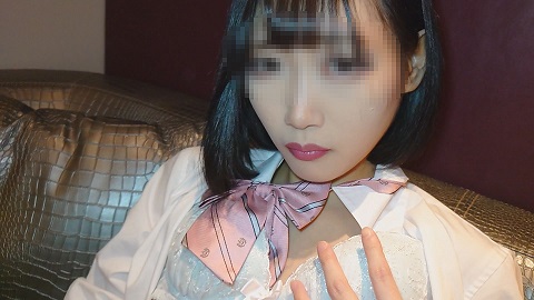 FC2 PPV 1403311 Personal shooting Cute ordinary girl S-chan who is doing reading mode the back face is a round light girl a plump butt on a thin body I inserted it raw and got fucked raw squirrel face out vaginal cum shot 