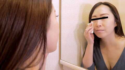 Mature Beauty Without Makeup 