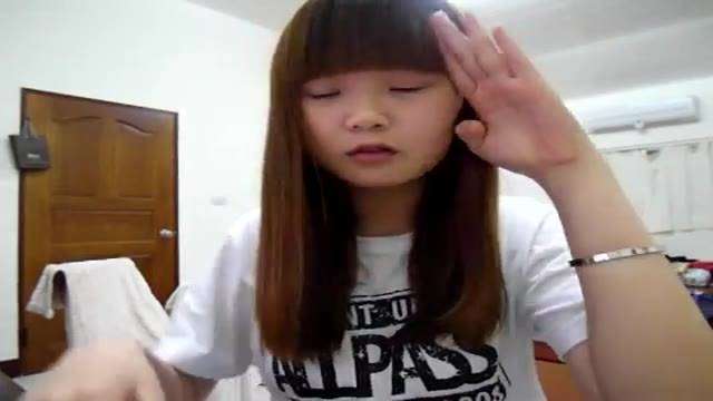 Cute girl: Kiyomi, who is a bit uncoordinated. Ode to cuteness 