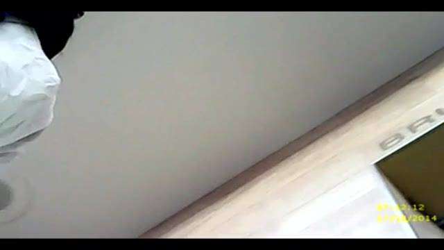 Secretly filming my girlfriend’s skirt 