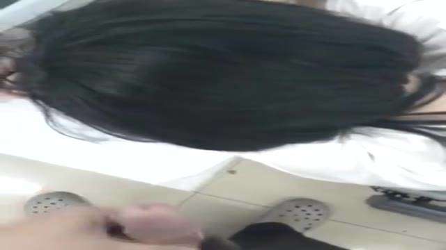 Female classmate was ejaculated awake 