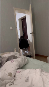 Just as I was answering my best friends call, I almost couldnt hold it in. 