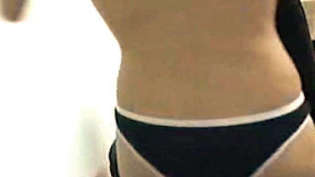 slender lady 